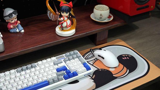 3 MAX二代双8K游戏鼠标拆解测评电子pg跟蝰蛇V3一比高下？雷柏VT(图25)